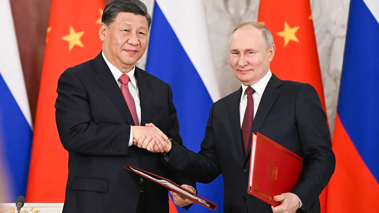 Intelligence report accuses China of acting as sanctions backdoor for Russia