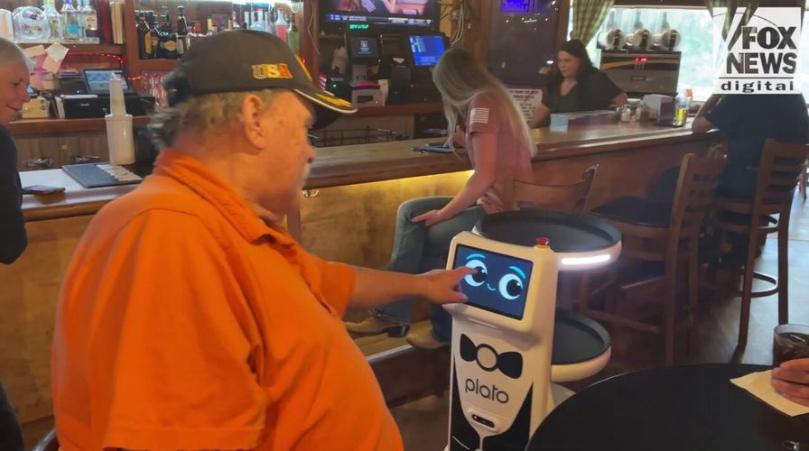 ‘NO THANK YOU’: Community chides struggling restaurant owner who hired a robot