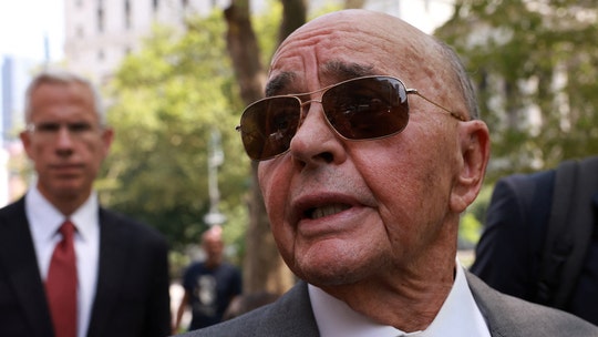 British billionaire Joe Lewis pleads not guilty to insider trading in NYC court appearance