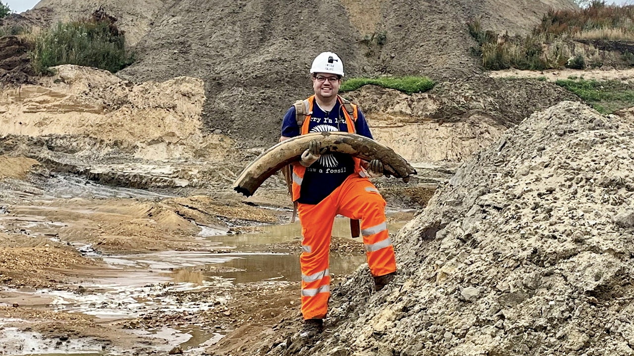 Fossil hunter spots 450,000-year-old mammoth tusk while at quarry: 'Sticking out like a sore thumb'